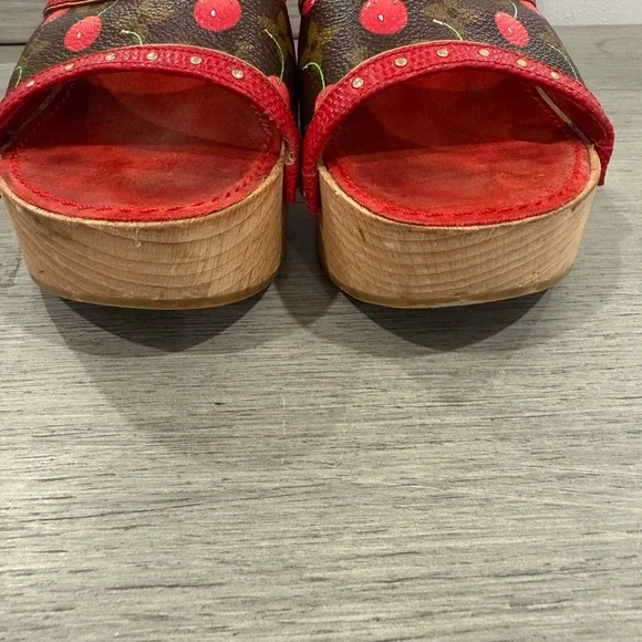 Louis Vuitton X Murakami Vintage Cherry Sandal - Picture 5 of 9